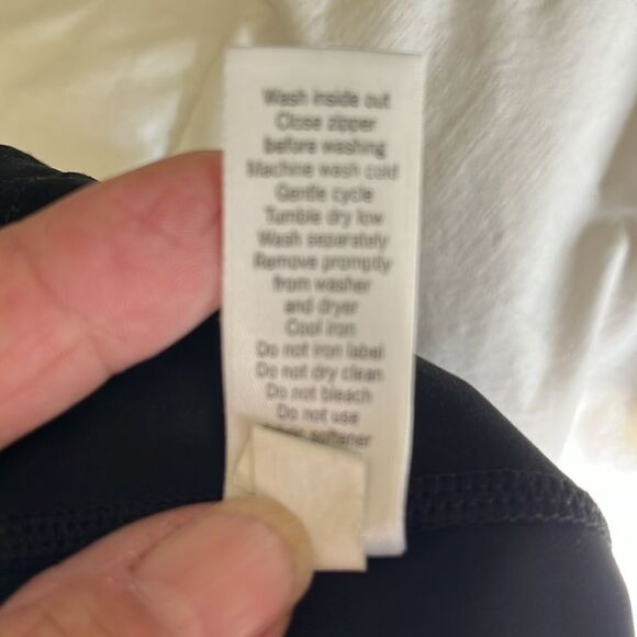 Athleta Marble Precision 7/8 Tights Size XS Gently used black/abyss - Picture 6 of 7